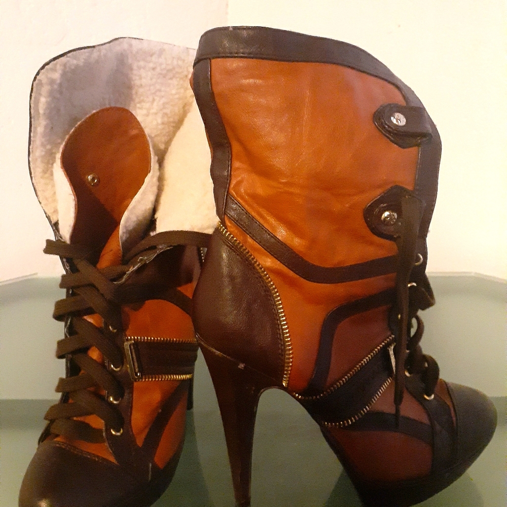 Women's stiletto boots